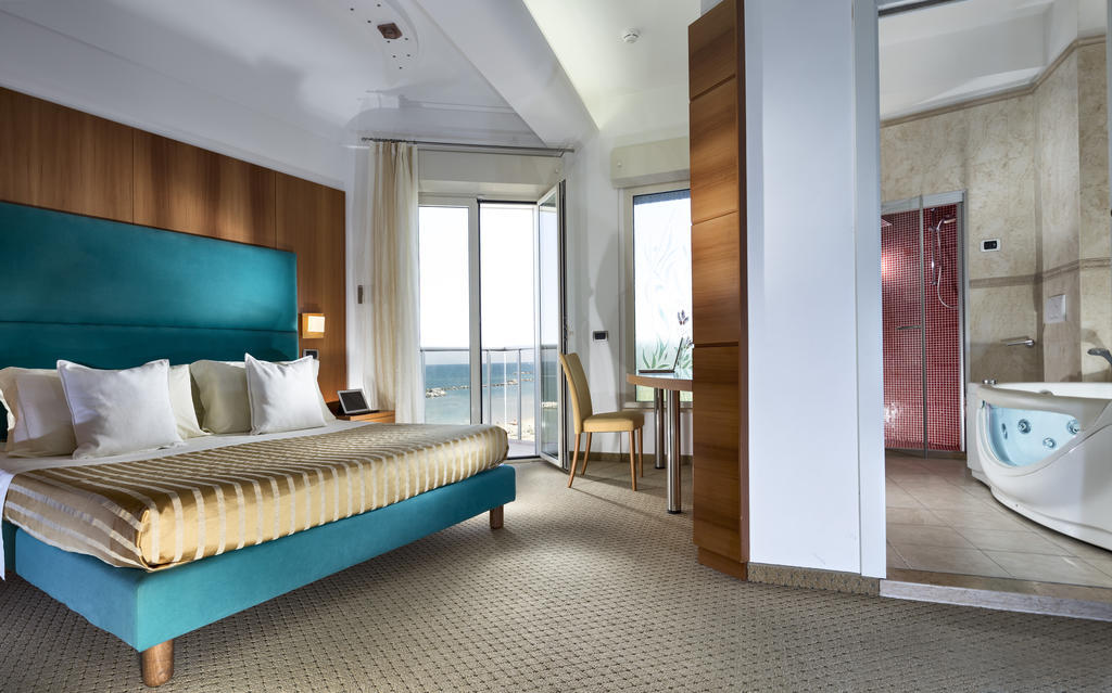 Milano Resort Bellaria-Igea Marina Esterno foto
